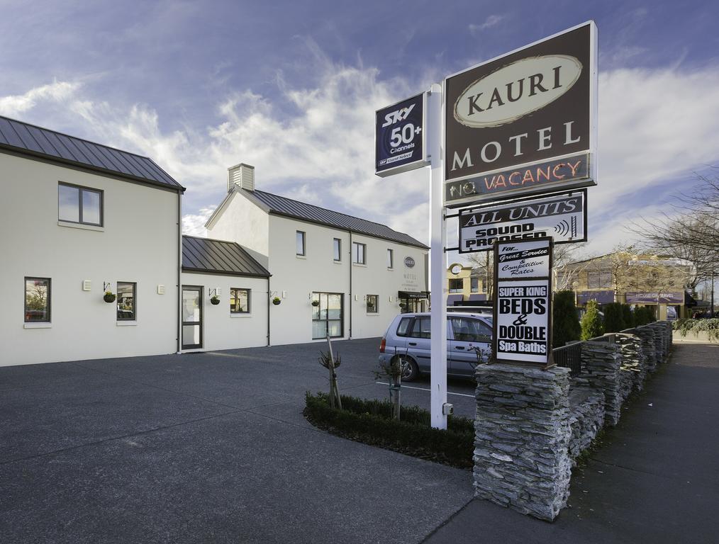 Kauri Motel On Riccarton Christchurch Exterior photo